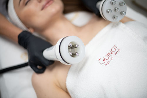 Aparatinės kūno procedūros RF LIPOKAVITACIJA VAKUUMAS PRESOTERAPIJA logo